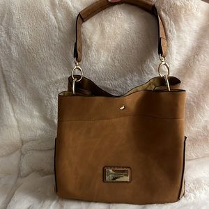Marc New York bucket bag